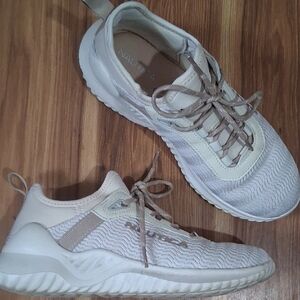 Nautica Light Tan Athletic Shoes Worn 1x.